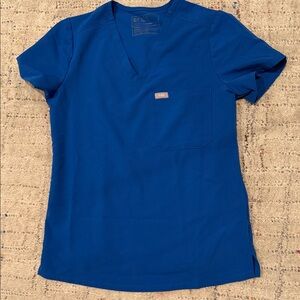Figs women scrub top